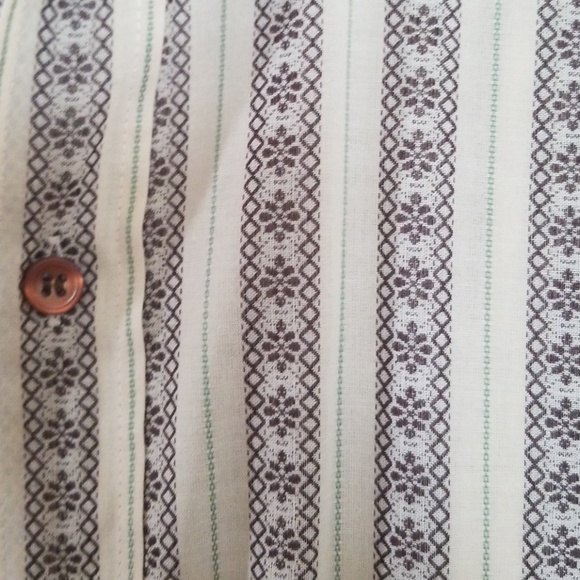 Hugo Boss button up - Picture 3 of 3